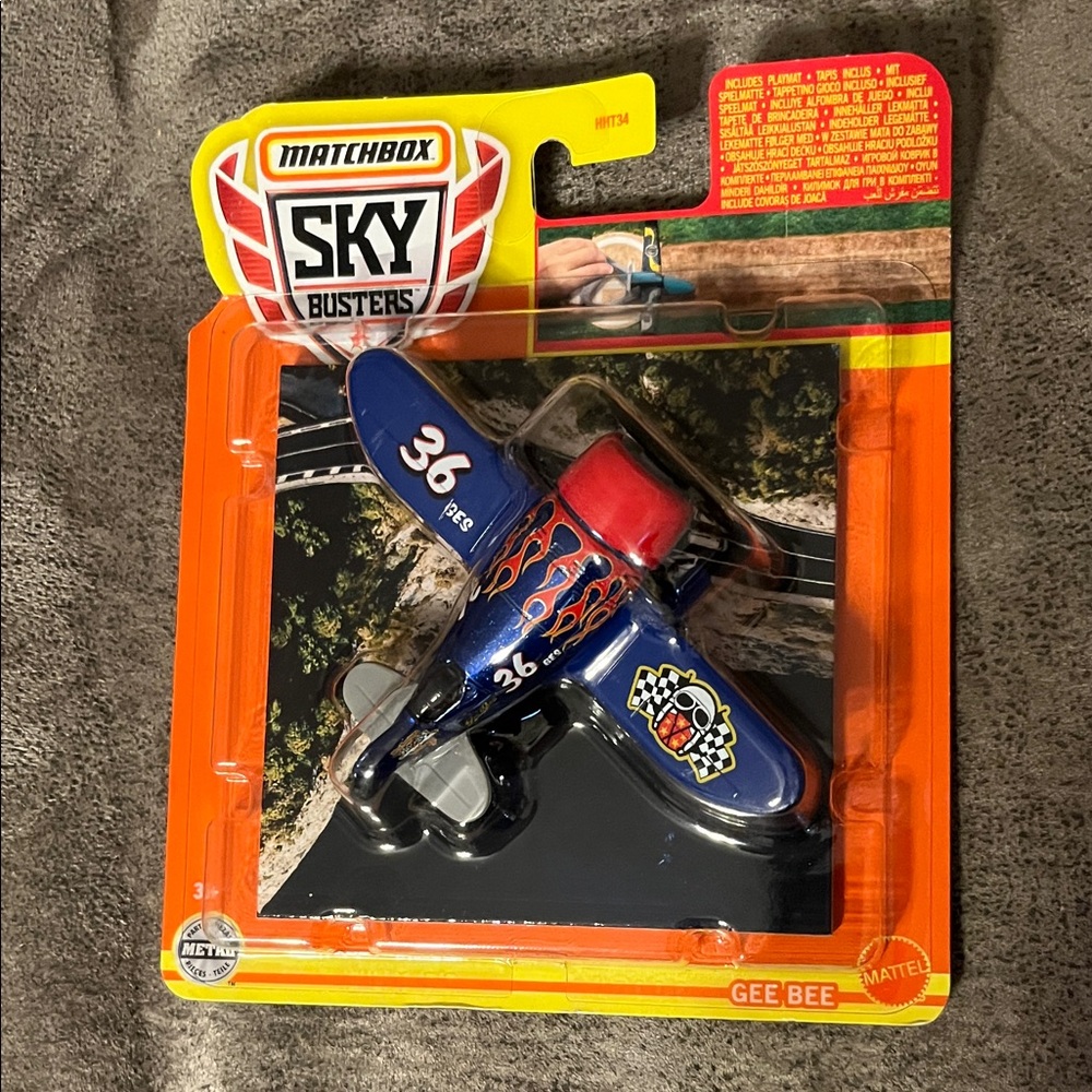 NIP Matchbox Sky Busters Gee Bee Blue and Red Die Cast Plane